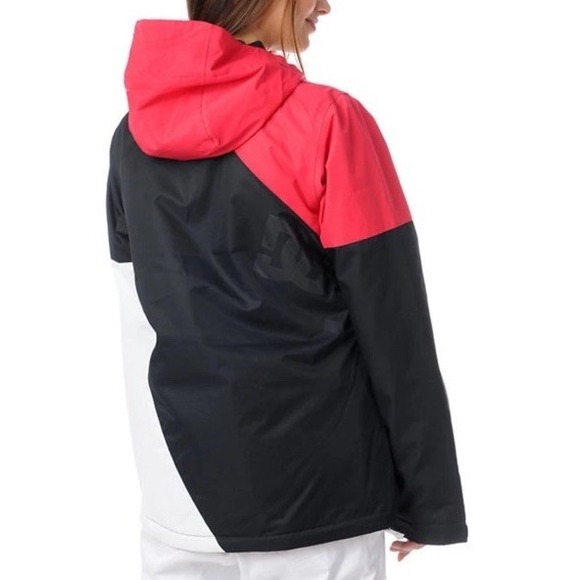 DC Shoes Fuse Jacket Womens Snowobard Ski 5k Waterproof‎ 80g Insulated Black M - Picture 2 of 13